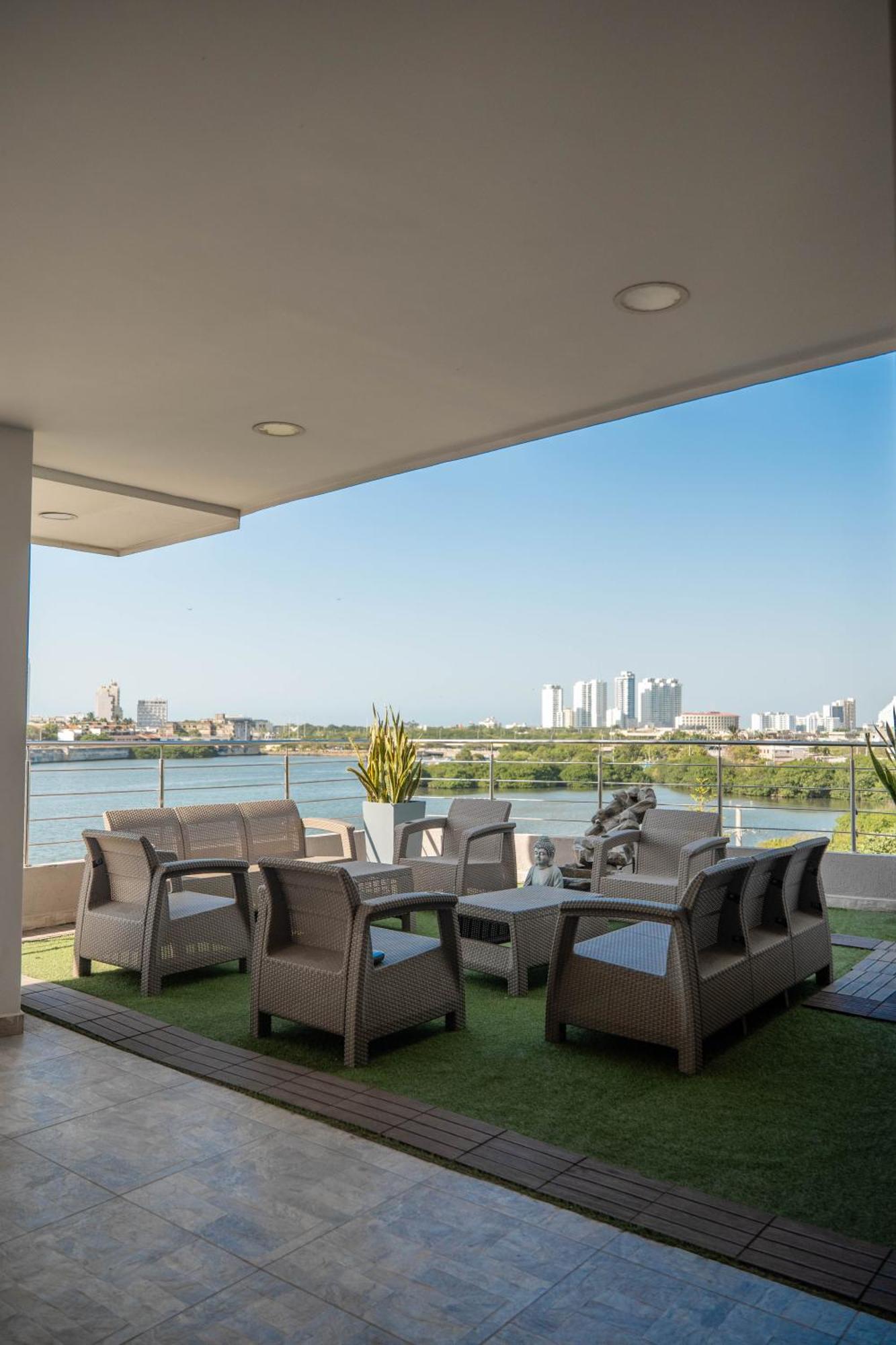 Suite Con Balcon Cerca Al Centro Cartagena Exterior photo