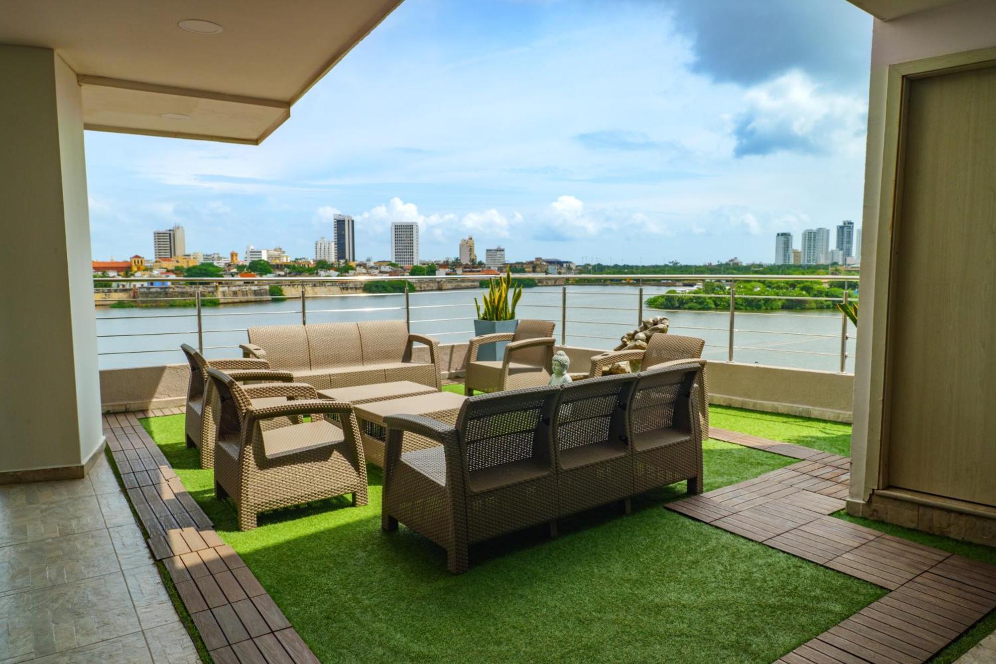 Suite Con Balcon Cerca Al Centro Cartagena Exterior photo